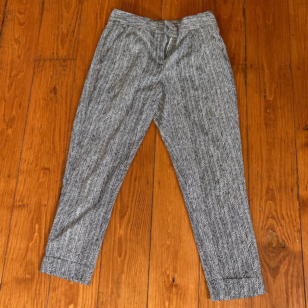 DKNY Black and White Striped Cropped Slim Leg Dress Pants